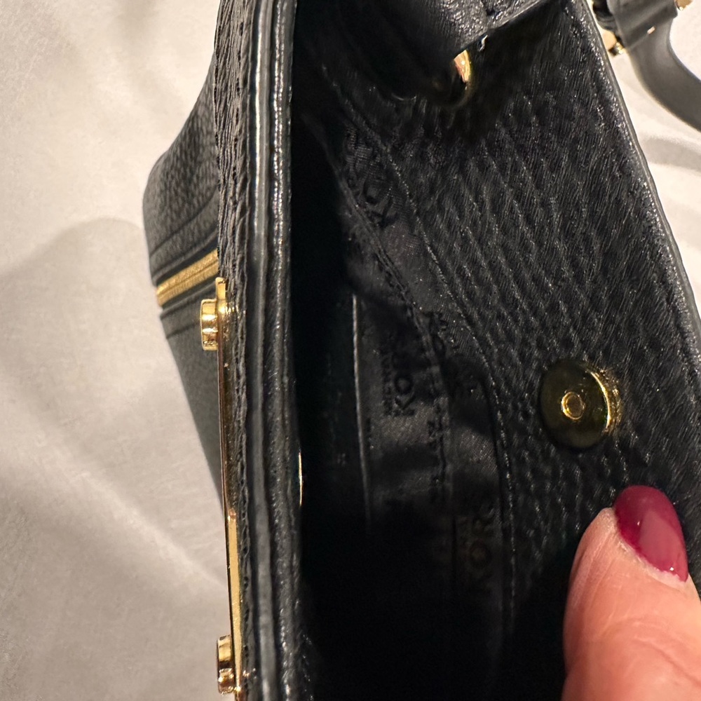 Michael Kors slim profile crossbody/shoulder bag - Picture 5 of 5
